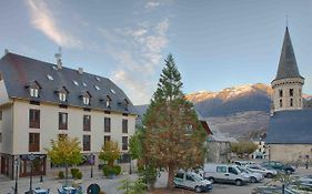 Hotel Ribaeta